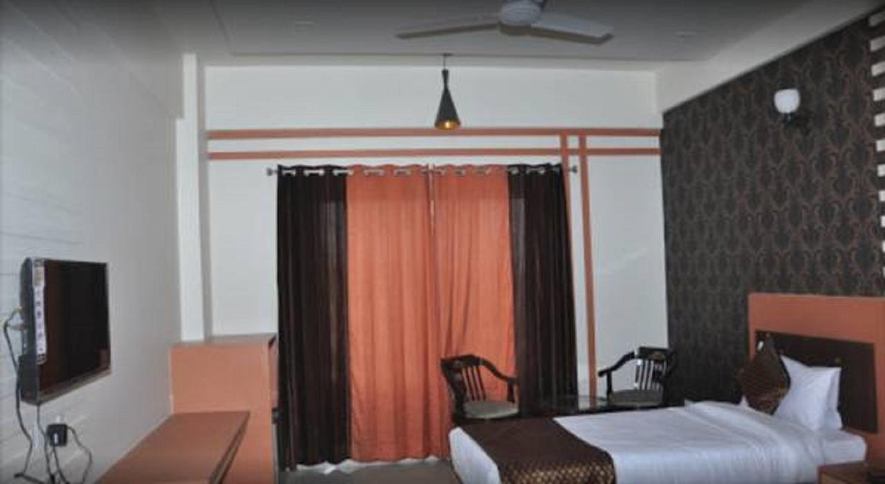 Hotel Bns International Sasarām Zewnętrze zdjęcie