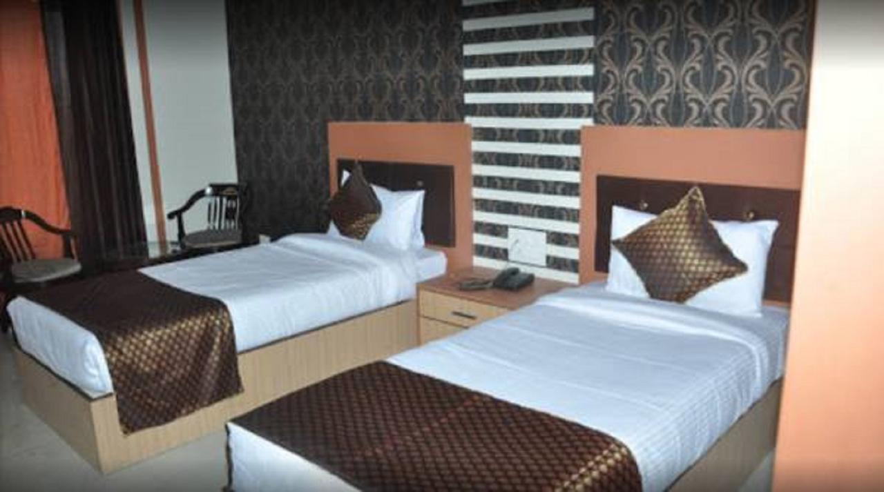 Hotel Bns International Sasarām Zewnętrze zdjęcie